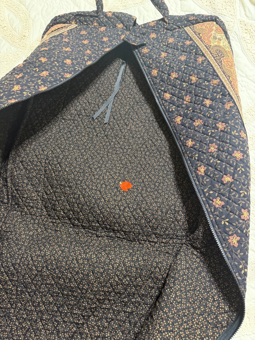 vintage Vera Bradley garment bag in the retired Black Walnut pattern. - Picture 5 of 5
